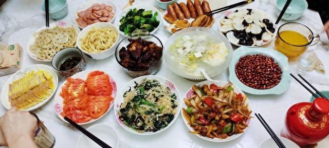 怀旧服大师级烹饪怎么学习（大师级厨艺曝光：名厨亲授5道家庭美食，带你变身美食达人）-第2张图片-拓城游