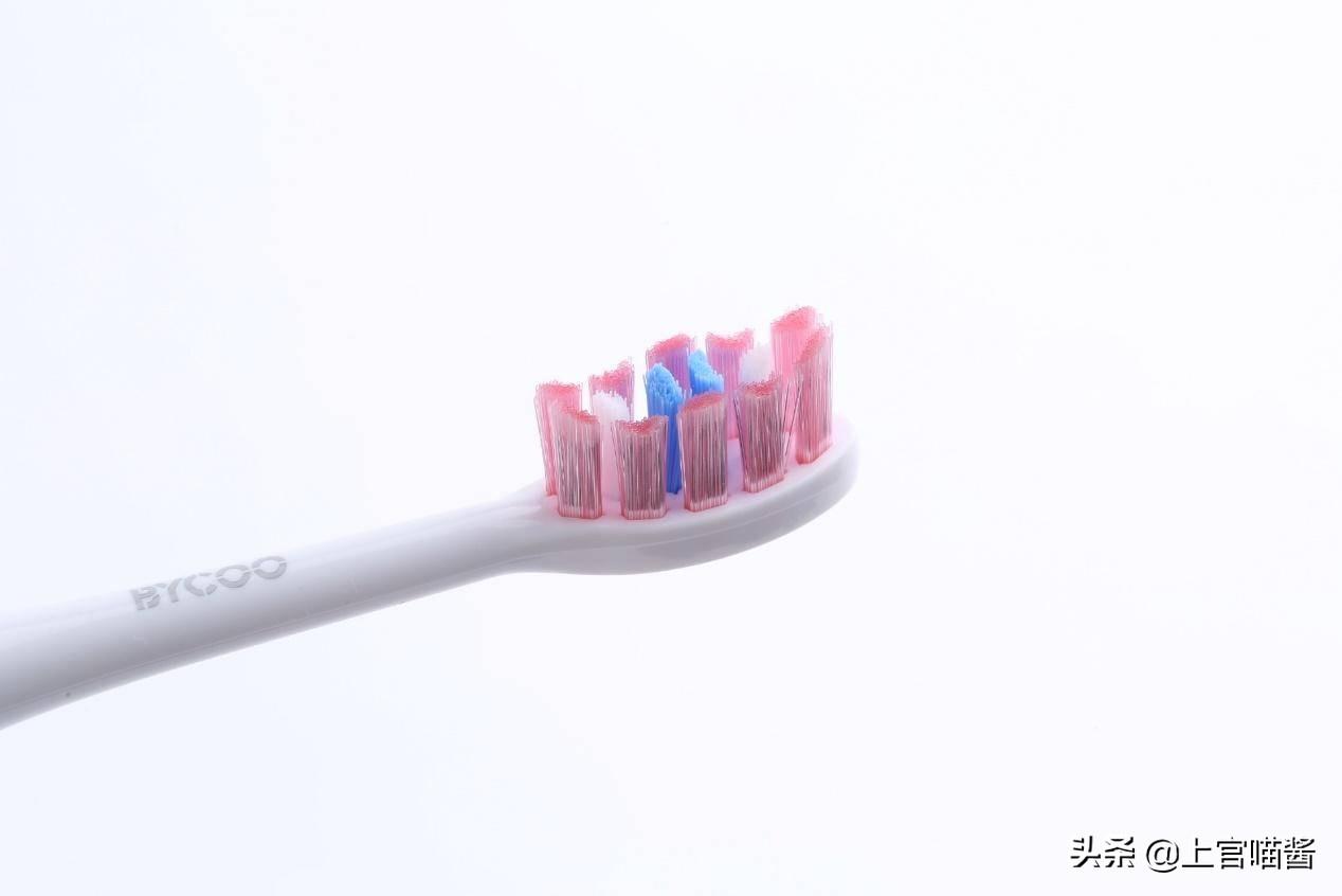 oralb是哪国的牌子（百元电动牙刷哪家强？Bycoo、Oralb、飞利浦比比看）-第4张图片-拓城游