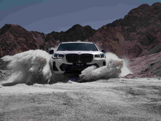 cs1.5怎么把控制台调出来？（BMW X3实力演绎非凡魅力，释放驾驶激情）-第8张图片-拓城游