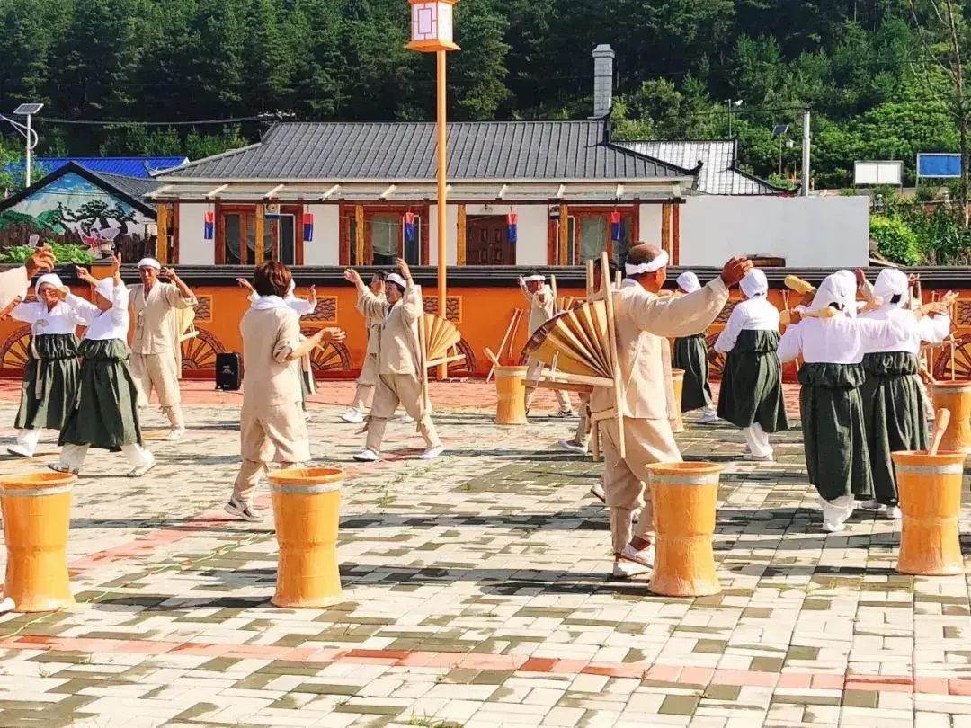 定制旅游路线：从头至尾完美旅行计划（不负好春光！13款定制旅游线路伴你玩转“五一”！）-第17张图片-拓城游