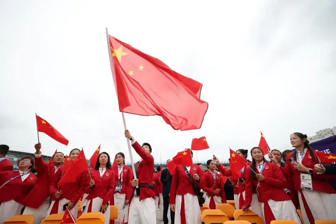 夏季奥运会会期多少天（中国红，亮相！第三十三届夏季奥运会在巴黎开幕）-第7张图片-拓城游