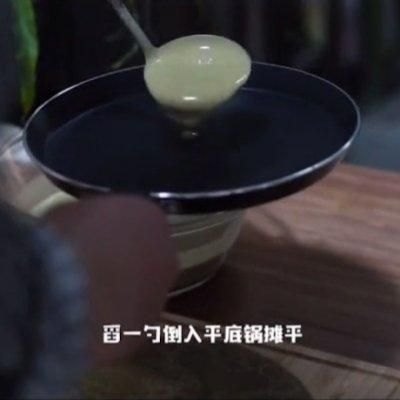 老公叫老婆叫毛布卷的独特美食（By _碘伏 .用料淡奶 300g鸡蛋 2个低筋面粉 150克黄油 30克芒果 1个抹茶粉 15克糖粉 适量牛奶 50毫升做法）-第5张图片-拓城游