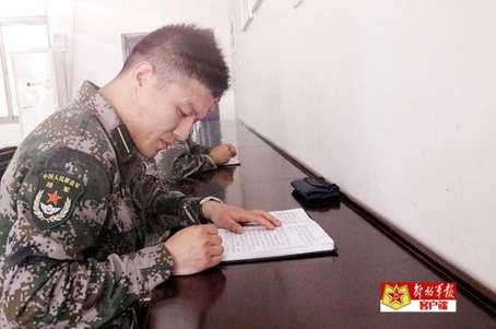 兄弟间的情感你能懂多少？（新兵入伍的提干“兵王”们如何为你解答）-第6张图片-拓城游