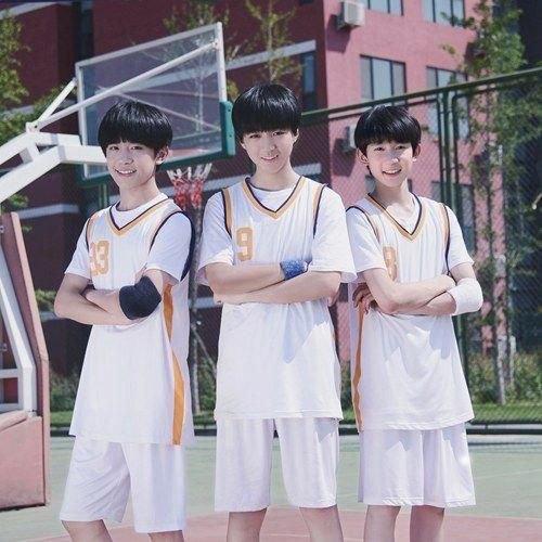 TFBOYS解散了呢(易烊千玺的崛起与其他两位成员的困境)-第28张图片-拓城游