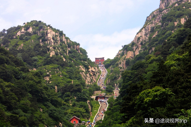 天下第一山：中国最有名的十大名山排行榜(山不在高，有仙则名)-第2张图片-拓城游